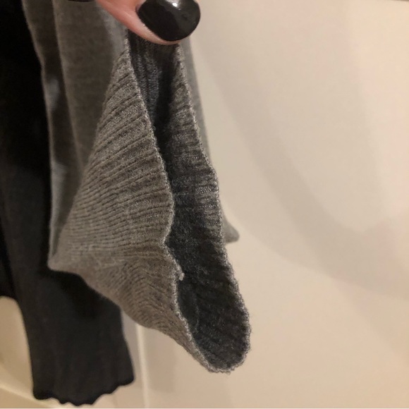 Charlie Paige Grey & Black Open Sweater Cardigan EUC - Picture 13 of 13